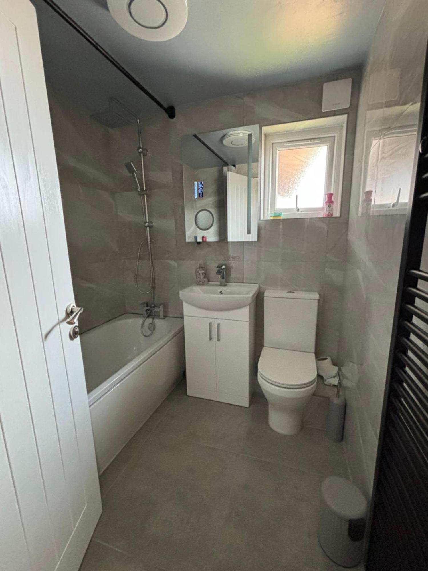 Modern Luxury Apartment Liverpool Bagian luar foto